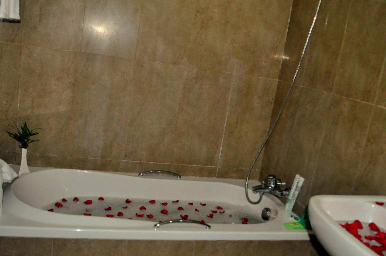 Hotel Innya Rangun Kültér fotó